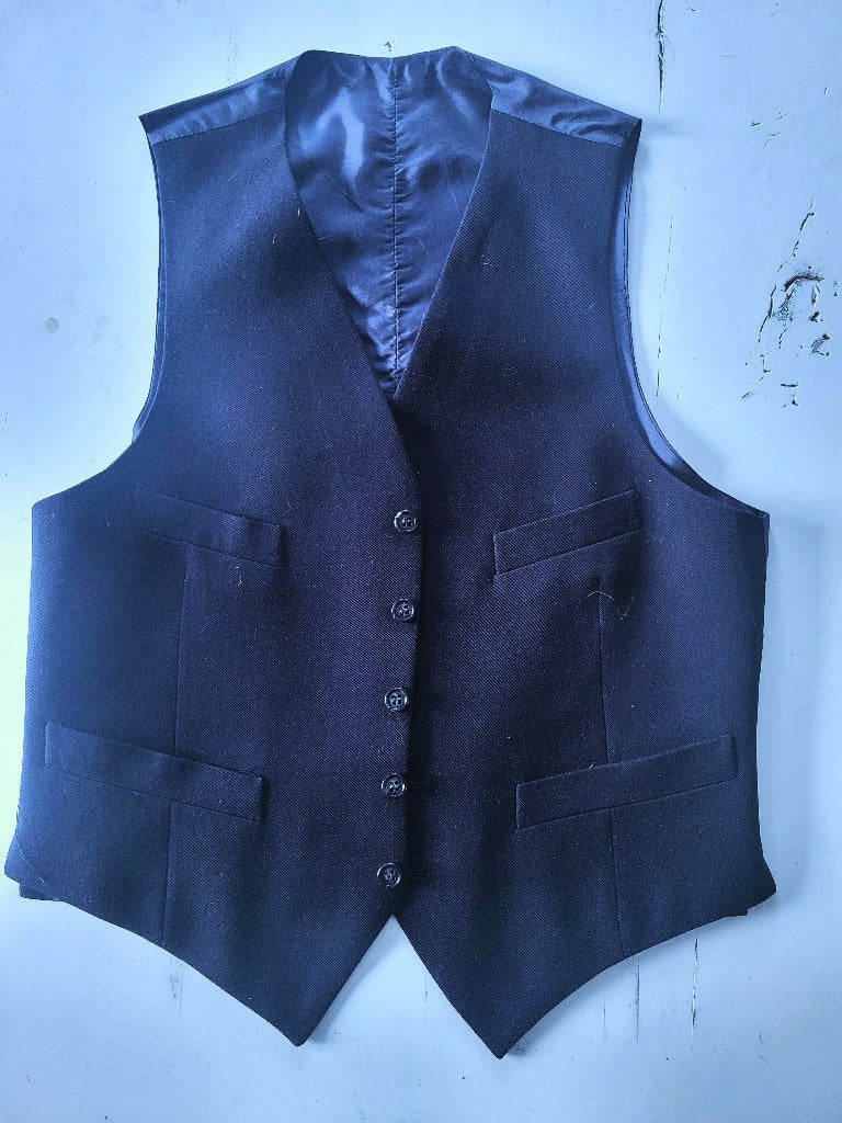 Donker blauwe gilet voor mannen maat large in nieuwe staat., Kleding | Heren, Kostuums en Colberts, Maat 52/54 (L), Dolce & Gabbana