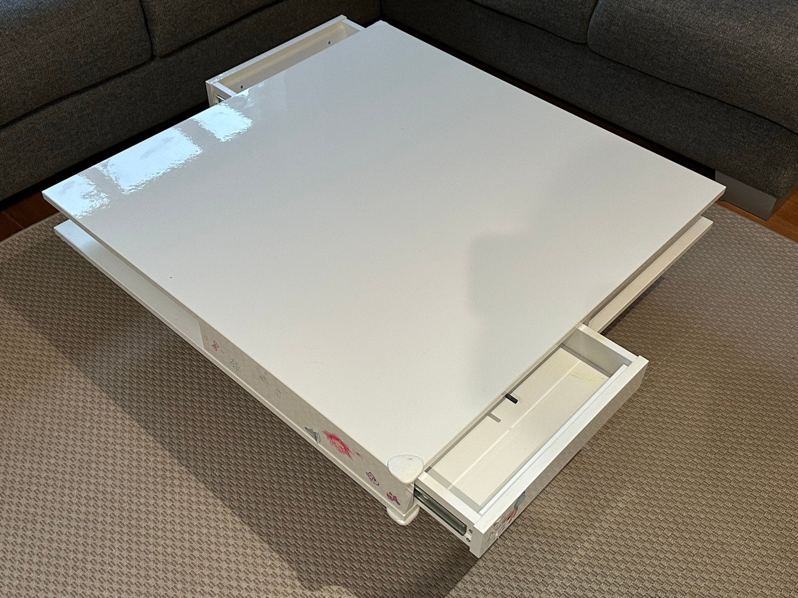 IKEA TOFTERYD Salontafel wit hoogglans met lades, Huis en Inrichting, Ophalen, Kunststof, Vierkant, 50 tot 100 cm