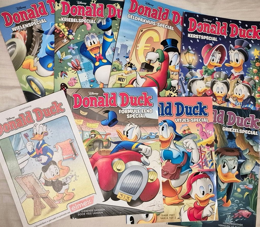 Donald Duck Specials 2025 (+ extraatje), Boeken, Europa, Ophalen of Verzenden, Zo goed als nieuw, Meerdere comics