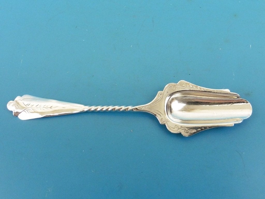Zilveren suikerschep                                     Z71