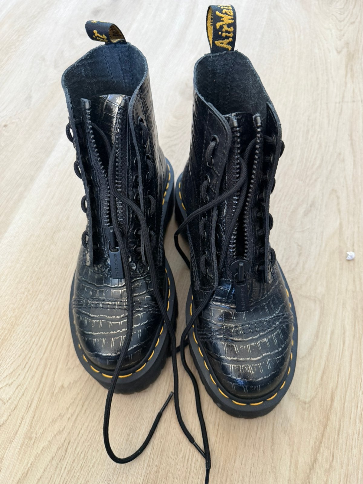 Dr martins laarzen, Ophalen of Verzenden, Zo goed als nieuw, Zwart, Hoge laarzen