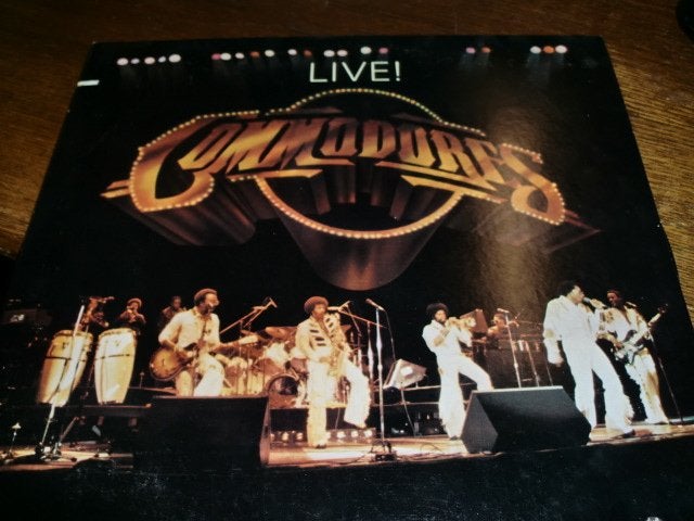 Commodores ‎– Live! Motown ‎– M9-894A2  2 LP  US   1977, Cd's en Dvd's, Ophalen of Verzenden, Zo goed als nieuw, Dubbel-LP
