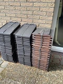 Dakpannen, gebakken, anthraciet, 144 stuks, Ophalen, Steen of Klei, Zwart, Nieuw