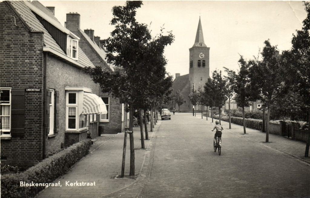 Bleskensgraaf, Kerkstraat - ongelopen, Verzenden, 1960 tot 1980, Ongelopen, Zuid-Holland