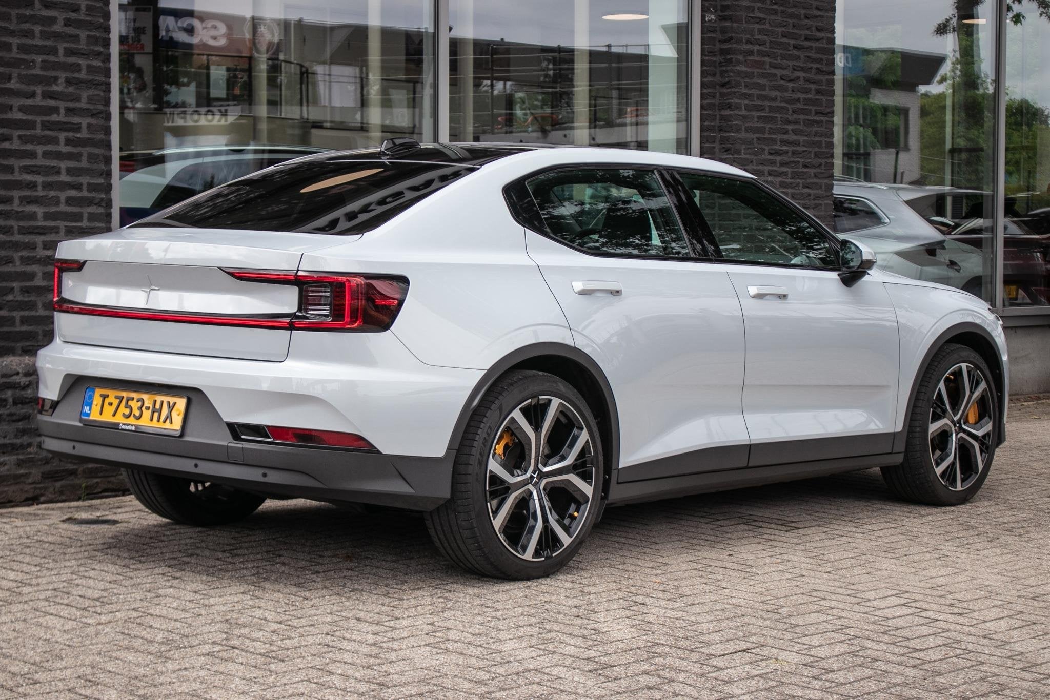 Polestar 2 Long Range Dual Motor Performance Plus 82 kWh SOH, Auto's, Polestar, Polestar 2, Stof, Gebruikt, 568 km