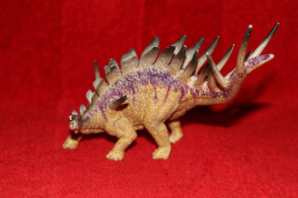 Schleich 14541 kentrosaurus, dierfiguur, Verzenden, Gebruikt, Overige soorten, Beeldje of Figuurtje
