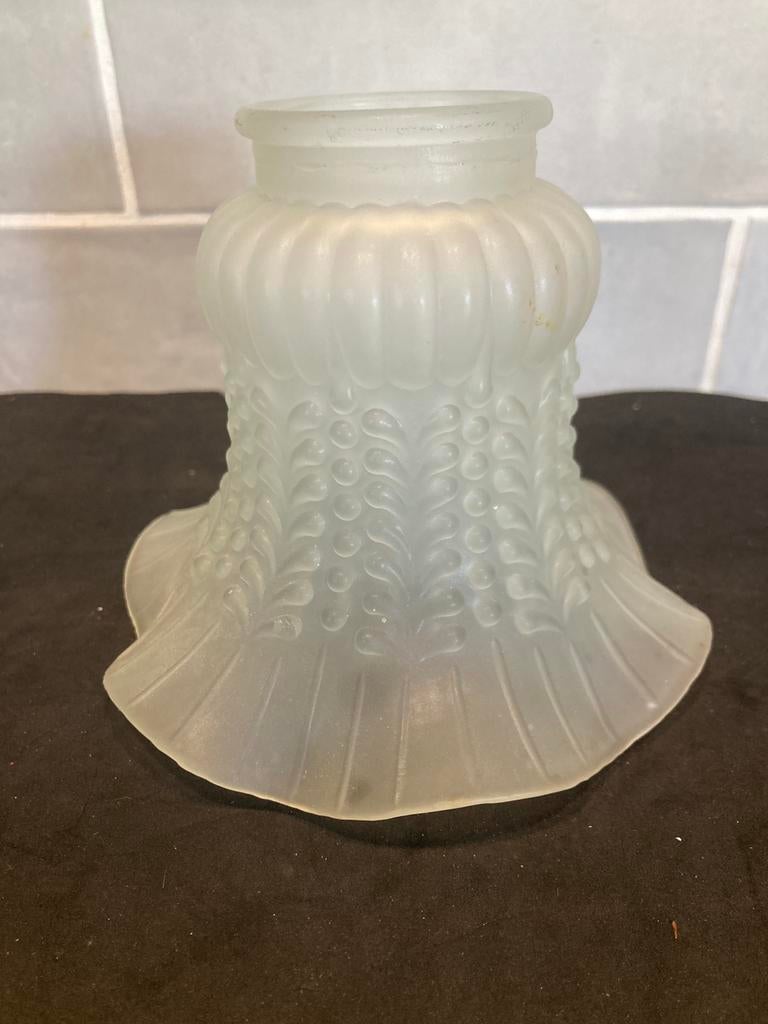 Vintage glazen lampenkapje, rokmodel (140426), Huis en Inrichting, Lampen | Lampenkappen, Ophalen of Verzenden, Zo goed als nieuw