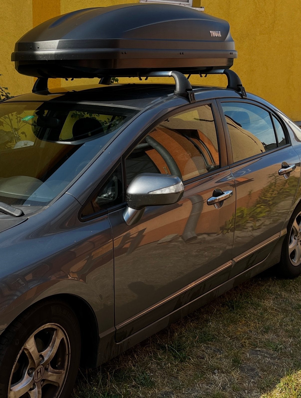 TE HUUR Thule Pacific M dakkoffer 410 liter excl dakdragers, Auto diversen, Dakkoffers, Ophalen, Zo goed als nieuw