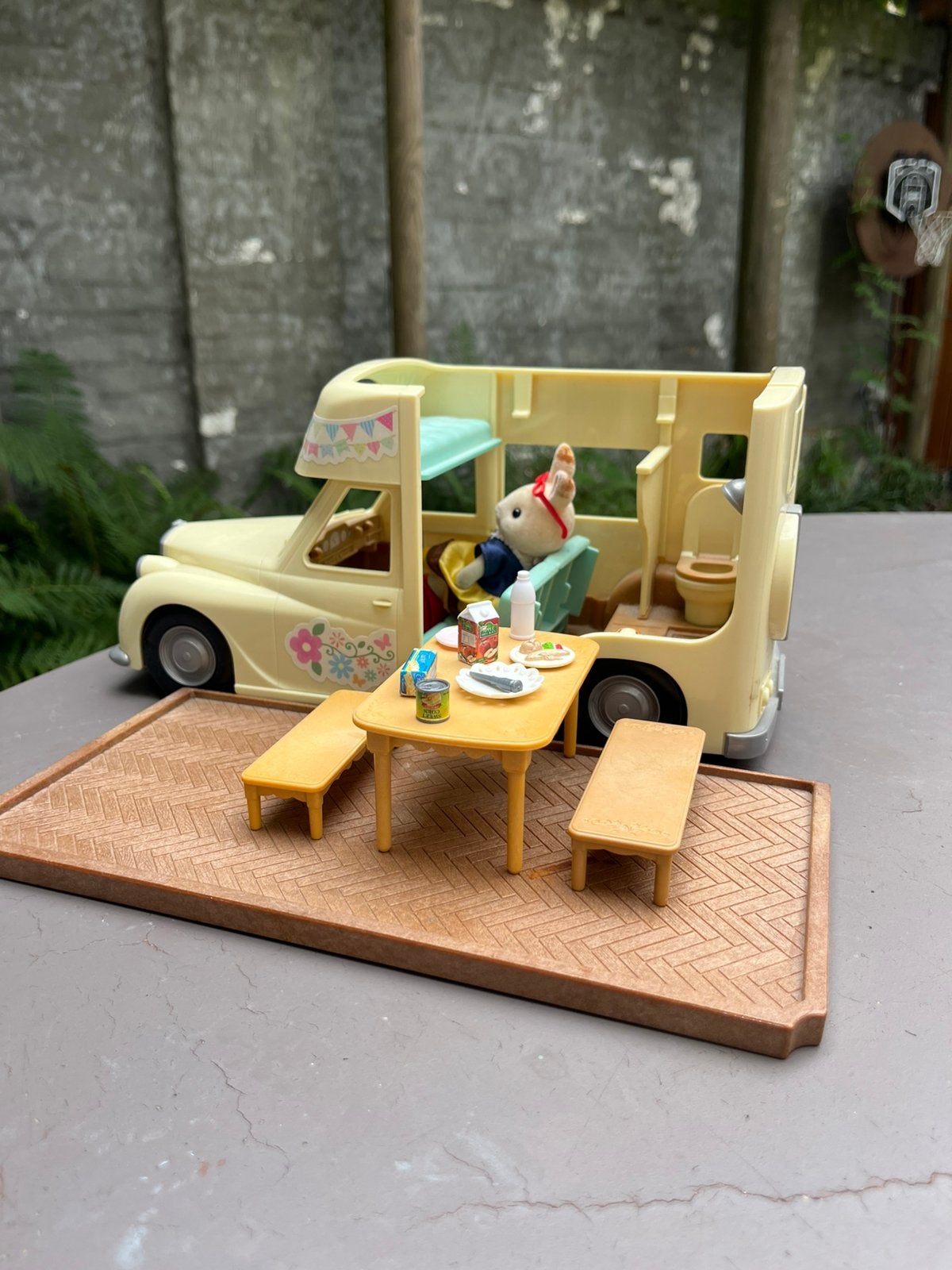 Sylvanian families camper, Ophalen of Verzenden, Zo goed als nieuw, Toebehoren