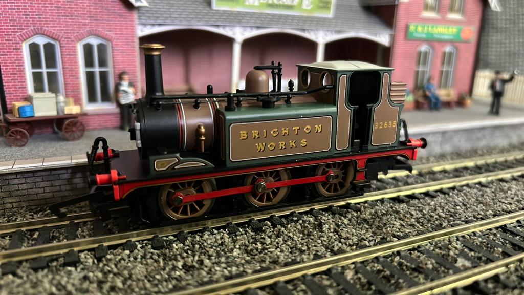 Hornby Terrier ’Brighton Works’, Overige merken, Ophalen of Verzenden, Zo goed als nieuw, Gelijkstroom