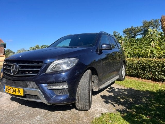 Mercedes-Benz M-klasse ML 2015 NL auto, Auto's, Automaat, 258 pk, Blauw, 2987 cc