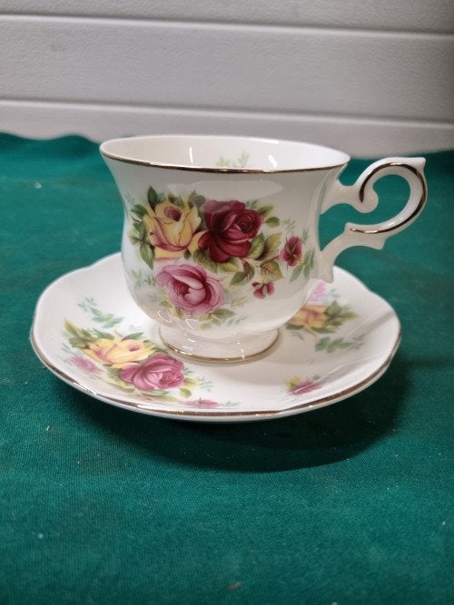 kop en schotel royal canterbury bloemen, Antiek en Kunst, Antiek | Servies los, Ophalen of Verzenden
