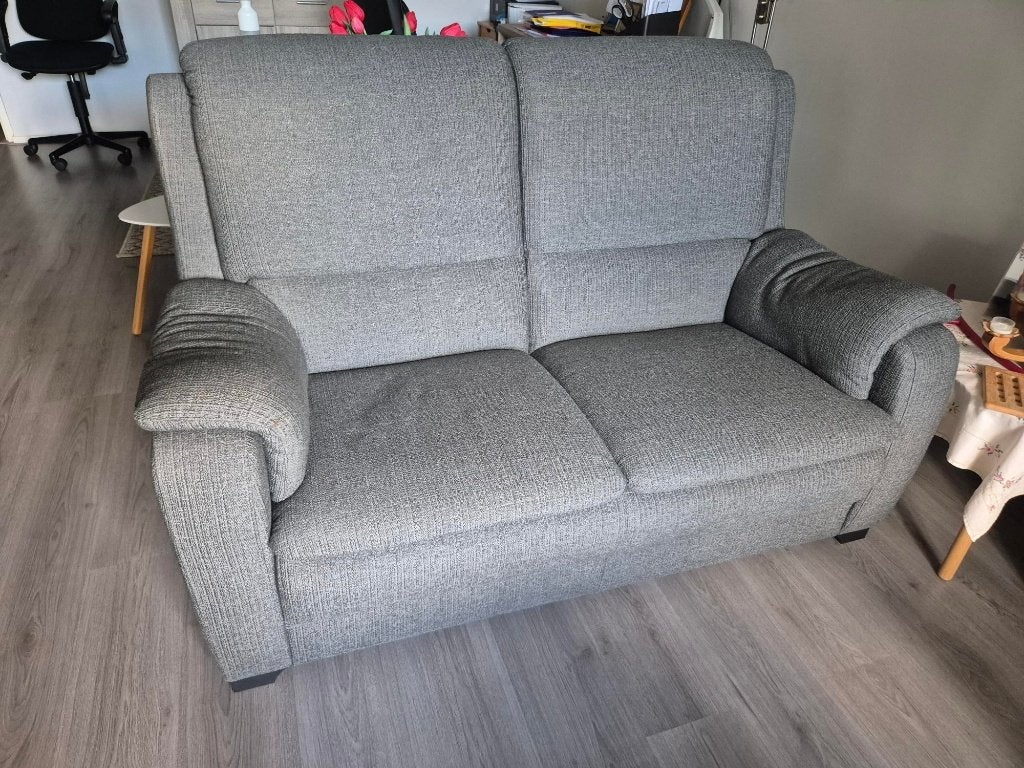 2 persoons bank - gratis af te halen in Leiderdorp, Huis en Inrichting, Banken | Bankstellen, Ophalen, Gebruikt, 150 tot 200 cm