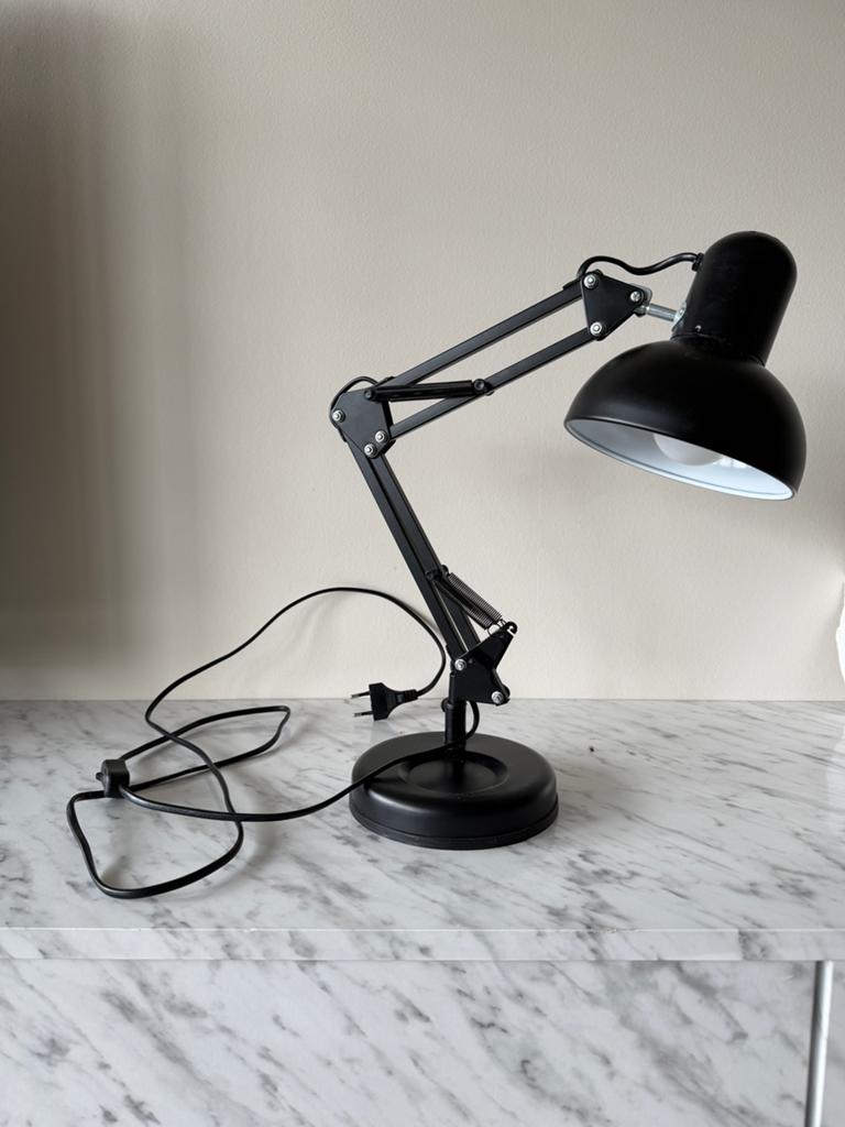 Zwarte bureau lamp, Huis en Inrichting, Lampen | Tafellampen, Ophalen, Zo goed als nieuw