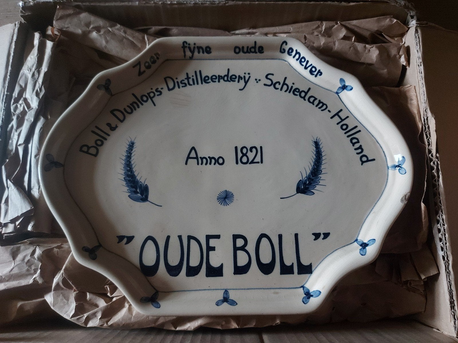 Oude Boll genever jenever dienblad aardewerk uit gouda, Ophalen of Verzenden, Gebruikt, Gebruiksvoorwerp