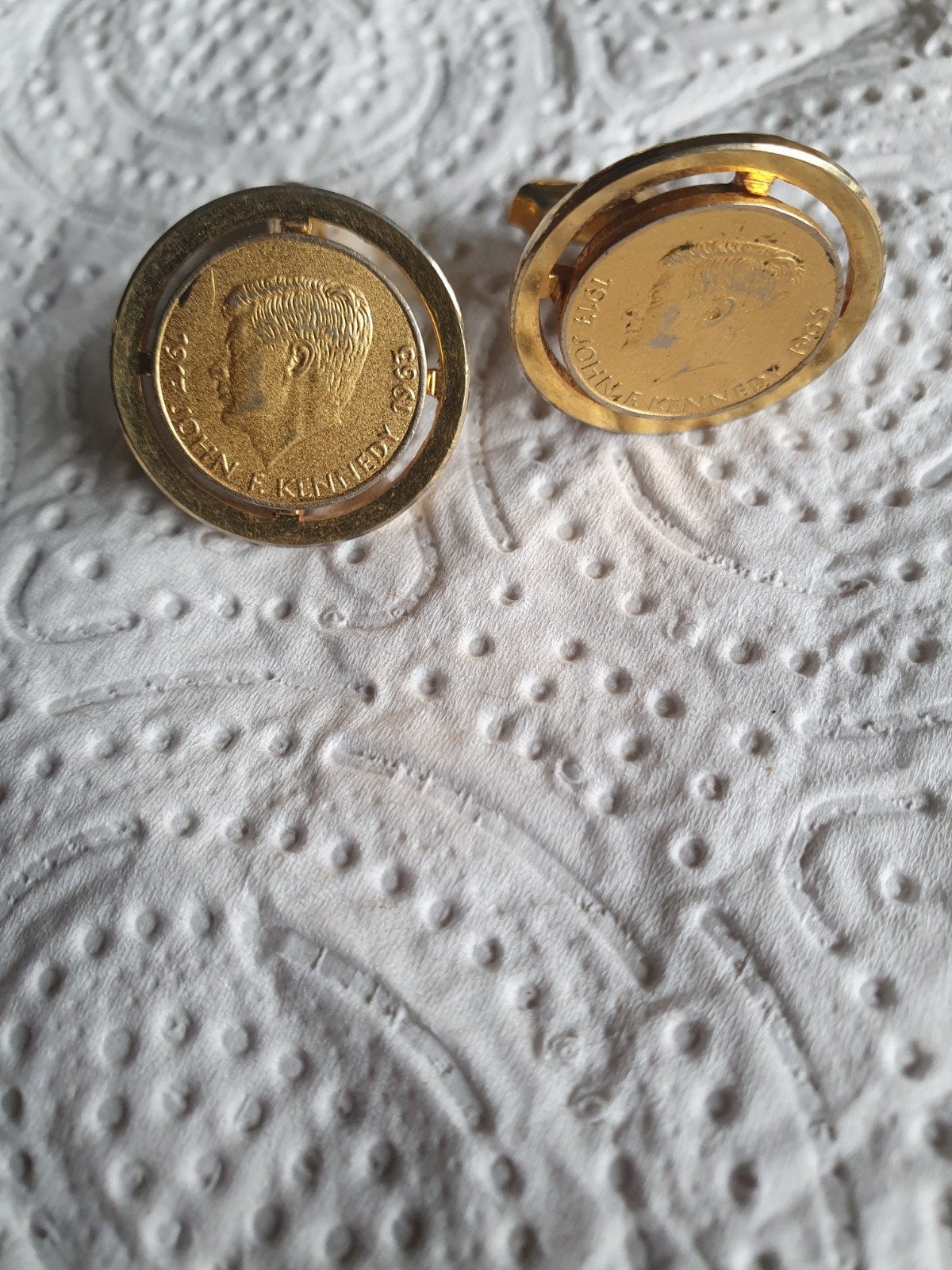 Vintage kennedy manchetknopen, Ophalen of Verzenden, Gebruikt, Overige materialen