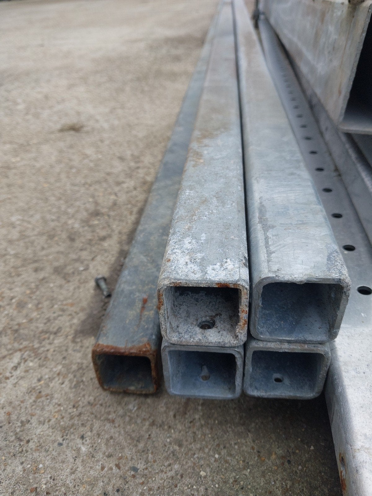 Stalen koker 40x40  3 mm dik !, Doe-het-zelf en Verbouw, Metalen, Ophalen
