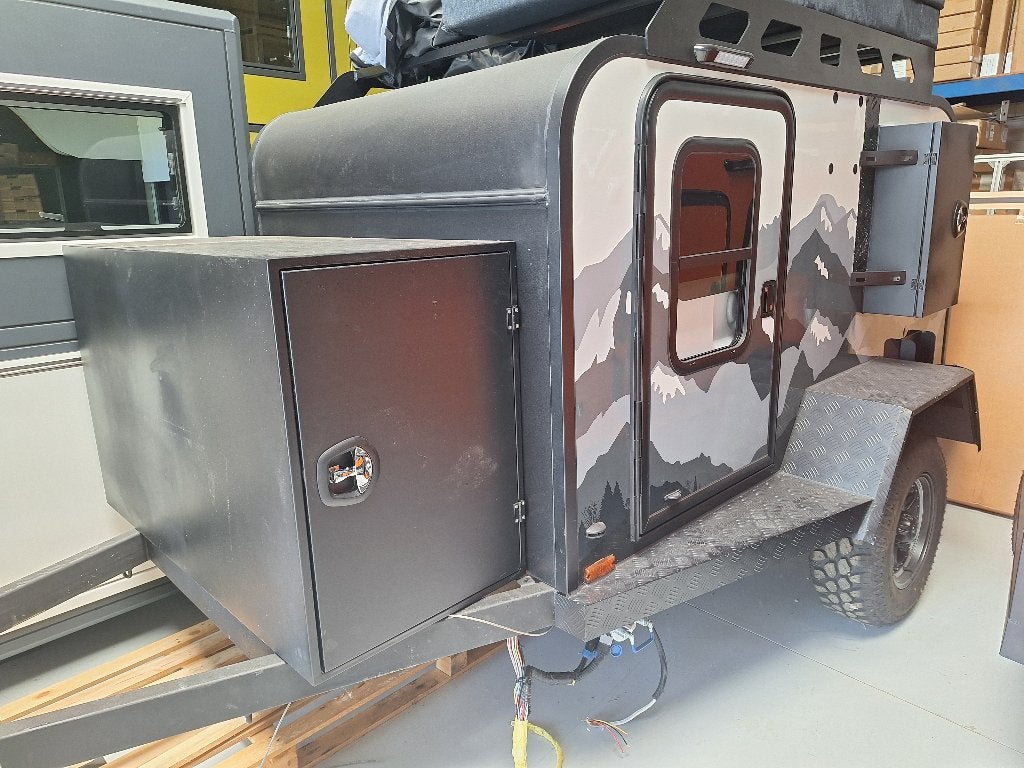 offroad caravan BlackRhino VIC, Caravans en Kamperen, Koelkast, Tot en met 2, 750 - 1000 kg, Particulier
