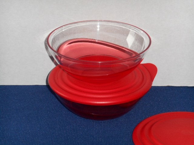 Eleganzia Kom 600 ml (1) Rood Tupperware, nieuw, Ophalen of Verzenden, Nieuw, Rood, Bak of Kom