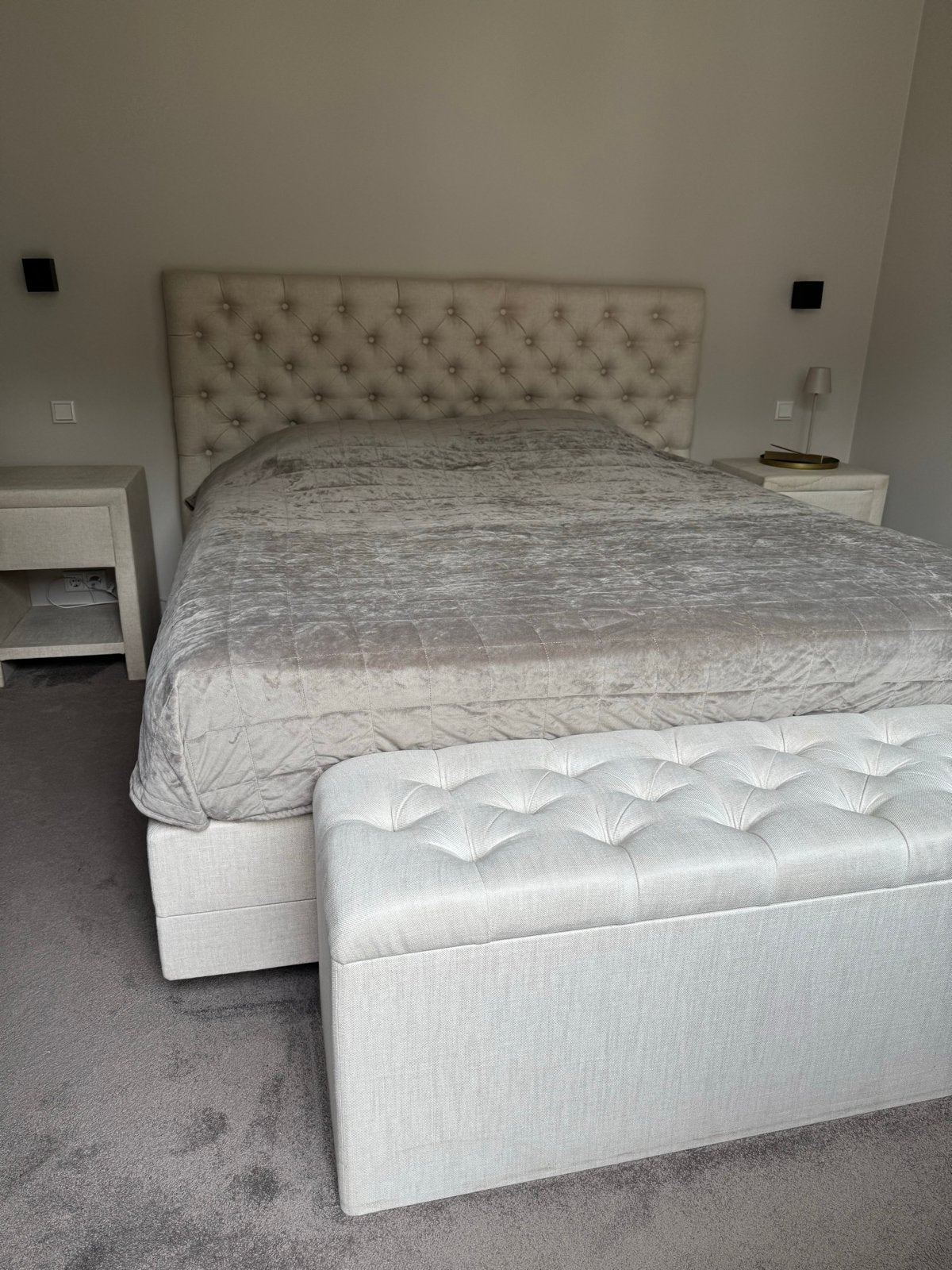 Swiss Sense Boxspring 180x200 met nachtkastje, Gebruikt, Beige, Tweepersoons, Ophalen of Verzenden