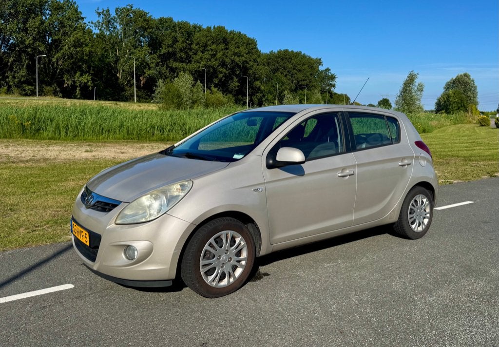 Hyundai i20 1.4 5-deurs | Apple CarPlay | Achteruitrijcamera, Auto's, Voorwielaandrijving, 40 €/maand, 4 cilinders, 1396 cc