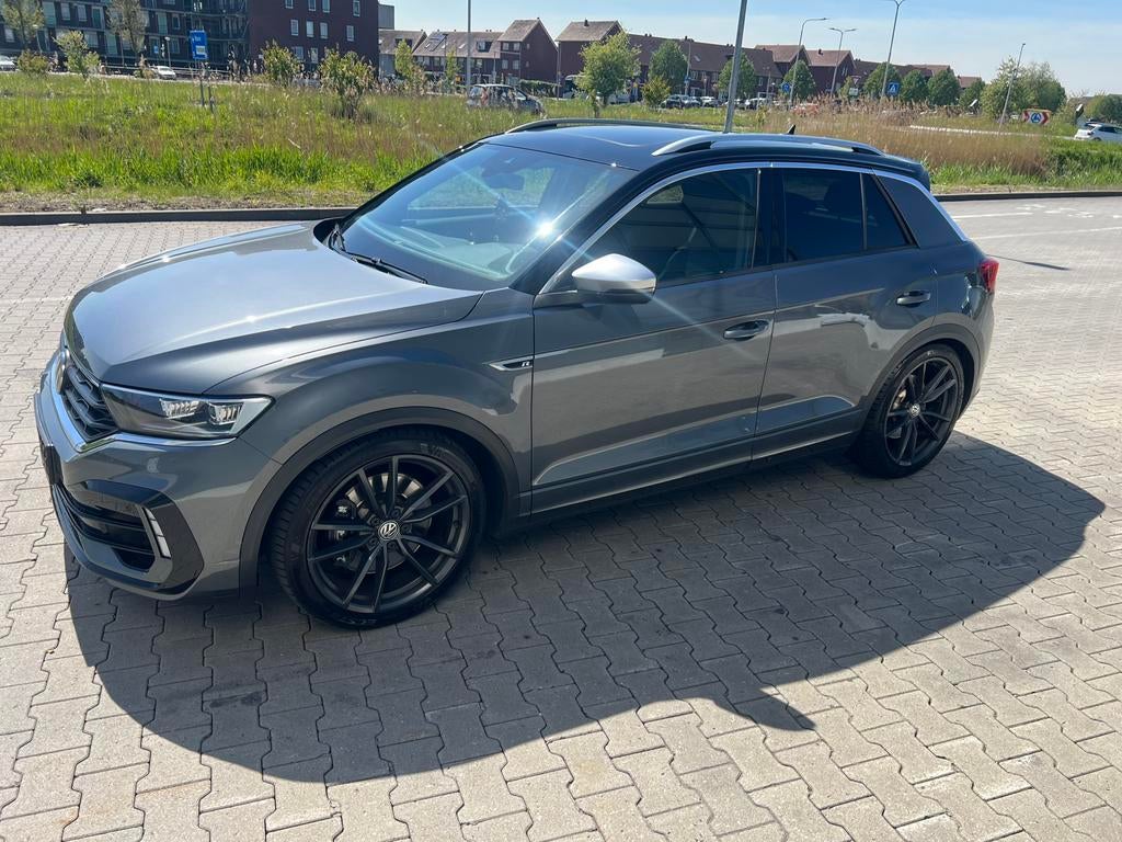 Volkswagen T-Roc R 2020 AKRA-PANO-LEER VOL !, 1984 cc, 11 km/l, Stationwagon, Particulier