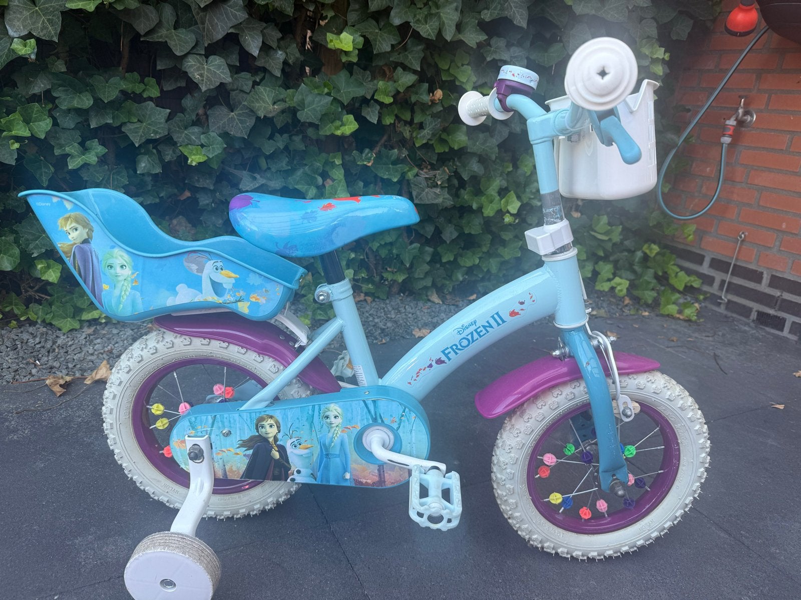 Disney Frozen II Kinderfiets 12,5 inch met zijwieltjes, Ophalen, Terugtraprem, Zijwieltjes, Gebruikt