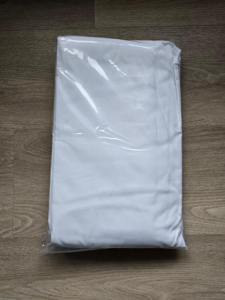 Nieuw Wit Dekbedovertrek 240x220 met 2 kussenslopen, Wit, Dekbedovertrek, Ophalen of Verzenden, Nieuw