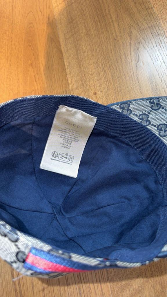 Gucci Pet - Nieuw, Kleding | Dames, Hoeden en Petten, Ophalen of Verzenden, Zo goed als nieuw, 56 of 57 cm (M, 7 of 7⅛ inch), Pet