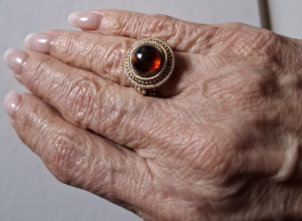 Antieke vergulde zilveren ring met cabochon agaat 16mm, Verzenden, Zilver, Ring, Verguld