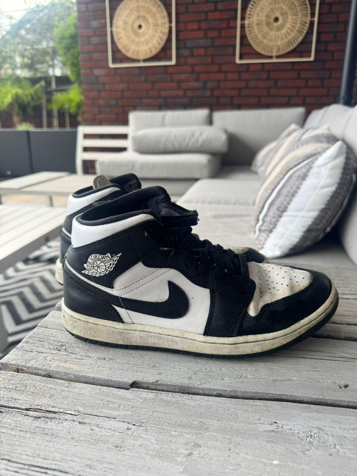 Nike Air Jordan 1 mid maat 41, Ophalen of Verzenden