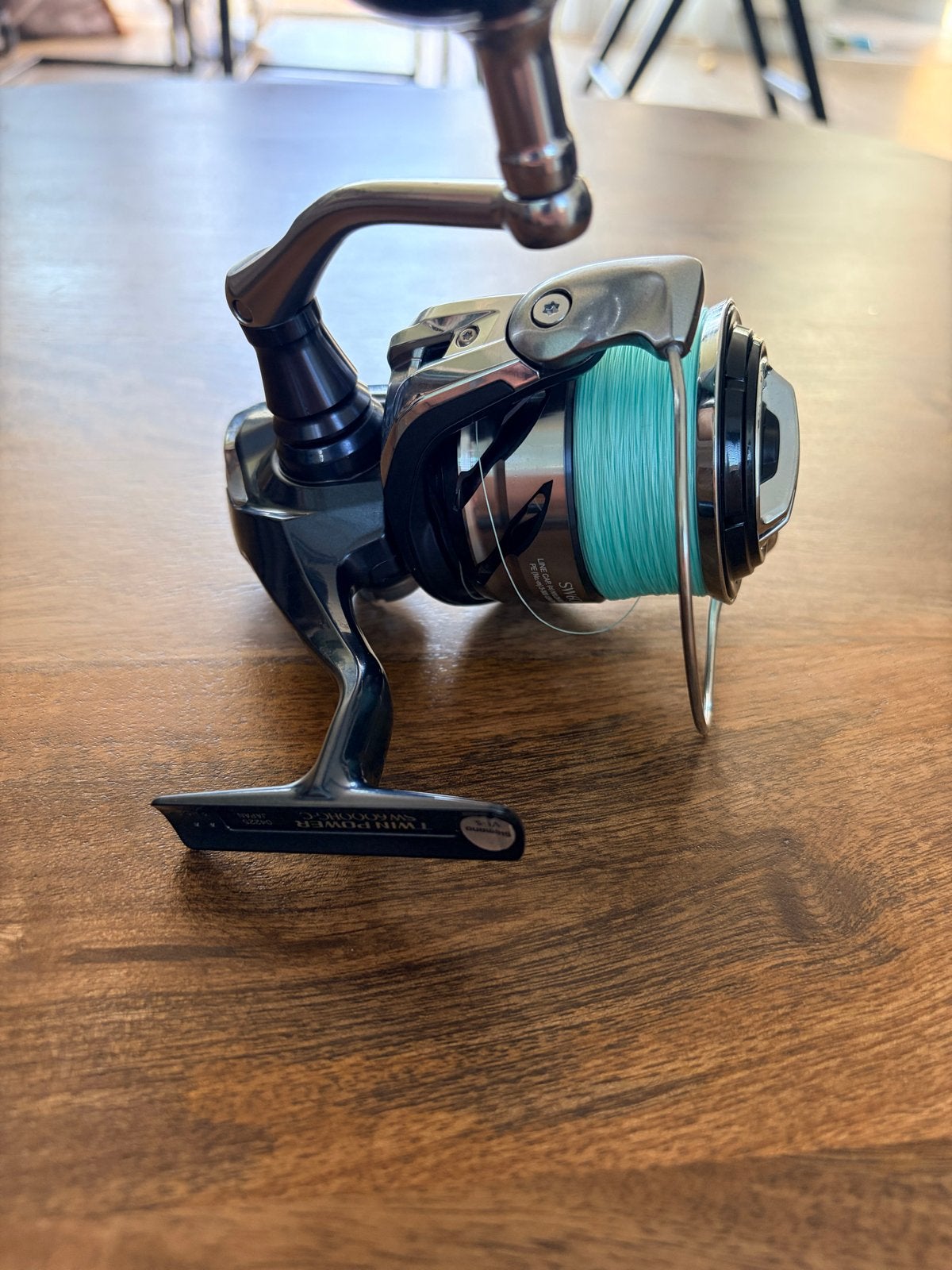 Shimano Twinpower SW 6000 HG - Krachtige Zeevis Molen, Ophalen of Verzenden, Zo goed als nieuw, Molen