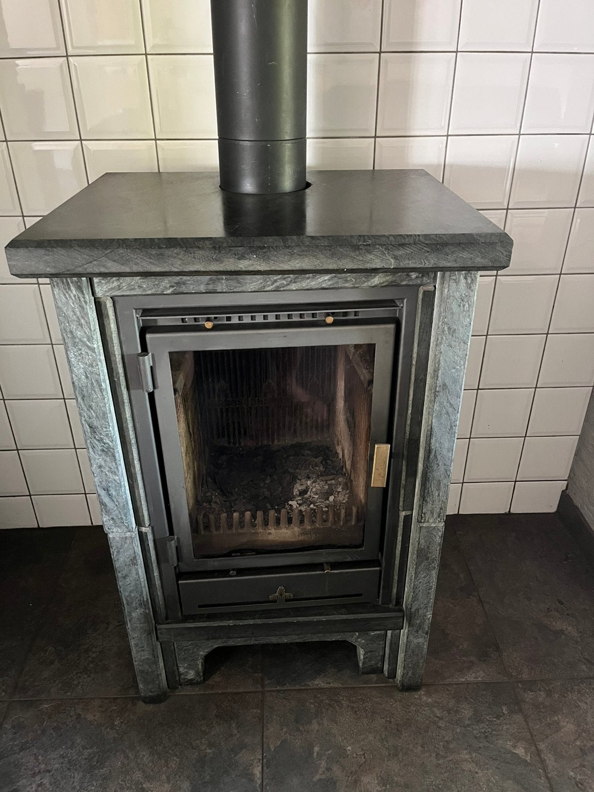 Mooie Barbas speksteenkachel, Ophalen, Houtkachel, Zo goed als nieuw, Vrijstaand