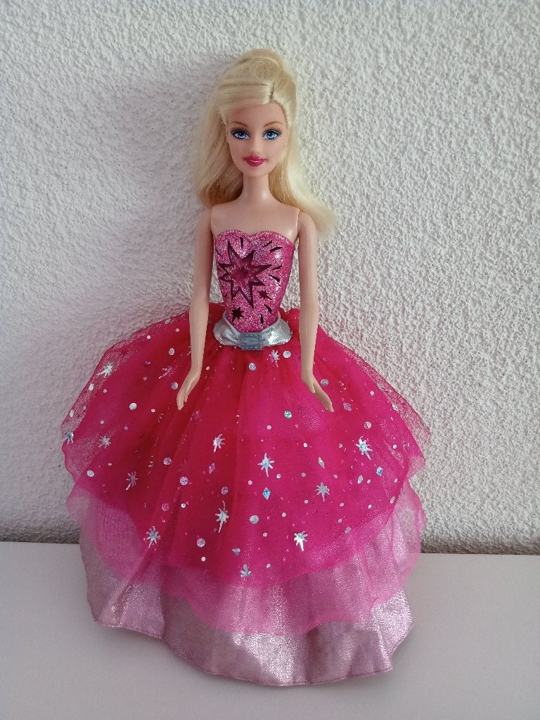 Barbie uit de film Barbie in een Modesprookje, Ophalen of Verzenden, Gebruikt, Pop
