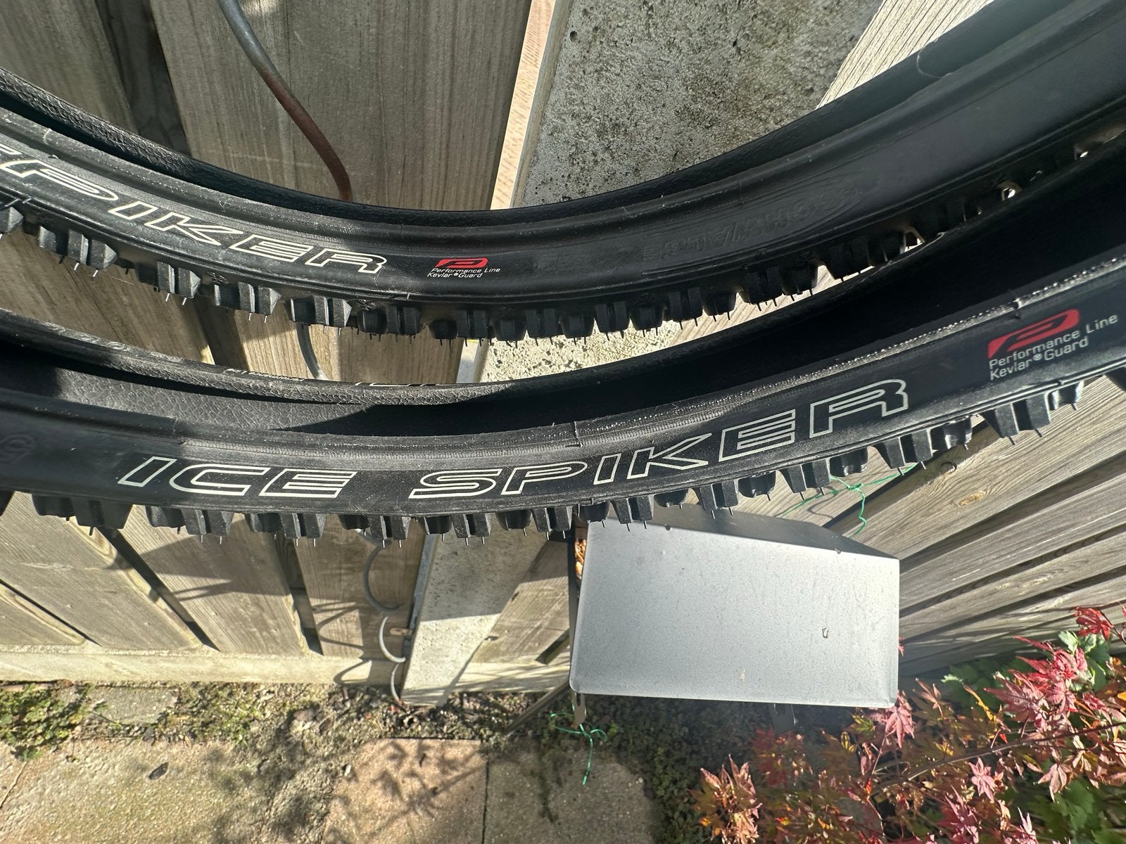 Schwalbe Ice Spiker Performance Line Kevlar Guard 26x2.1, Ophalen, Band, Zo goed als nieuw, Mountainbike