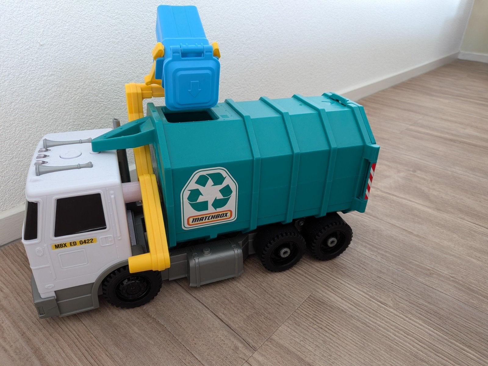 Grote Matchbox recylcing truck/vuilniswagen. Licht en geluid, Ophalen of Verzenden, Zo goed als nieuw