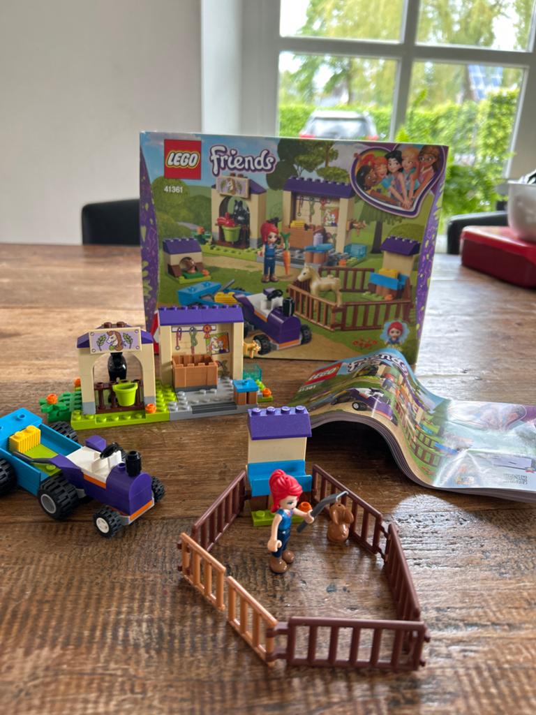 Lego Friends 41361 Mia's Veulenstal - Compleet met doos, Lego, Friends, Ophalen of Verzenden, Zo goed als nieuw