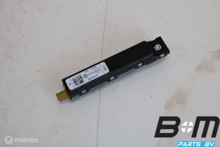 Antenneversterker VW Golf 7 5G6035577, Auto diversen, Autoradio's, Gebruikt