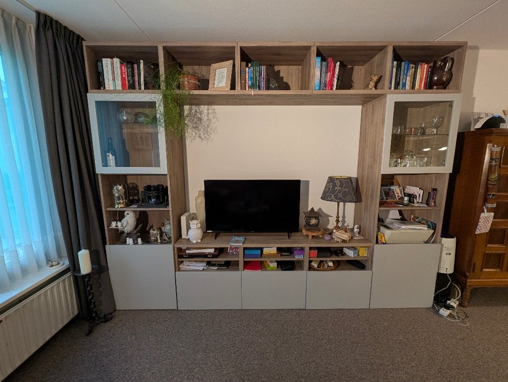 BESTÅ Tv-opbergcombinatie, Ophalen, Kunststof, Gebruikt, 200 cm of meer