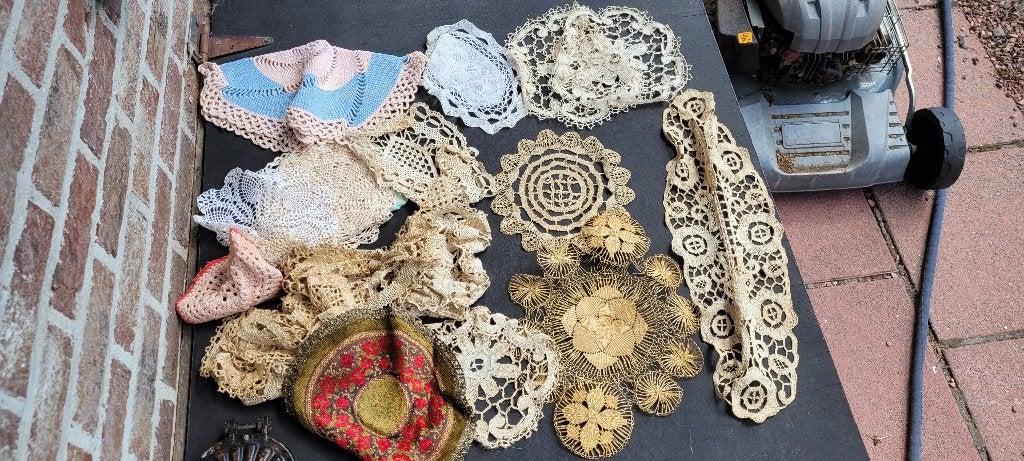 mooi lot kantwerk (1iv296/kr), Hobby en Vrije tijd, Kantklossen, Ophalen of Verzenden, Zo goed als nieuw