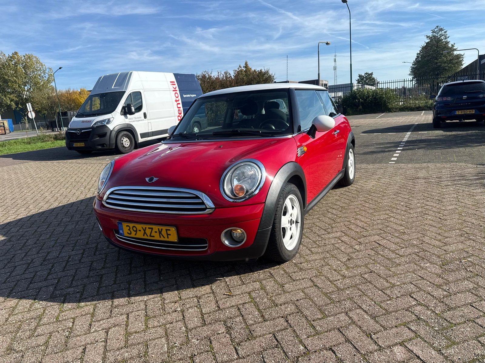 MINI Cooper 1.6 Automaat | 132.000 km NAP | Onderhoudsboekje, Auto's, Automaat, 4 cilinders, 4 stoelen, 49 €/maand