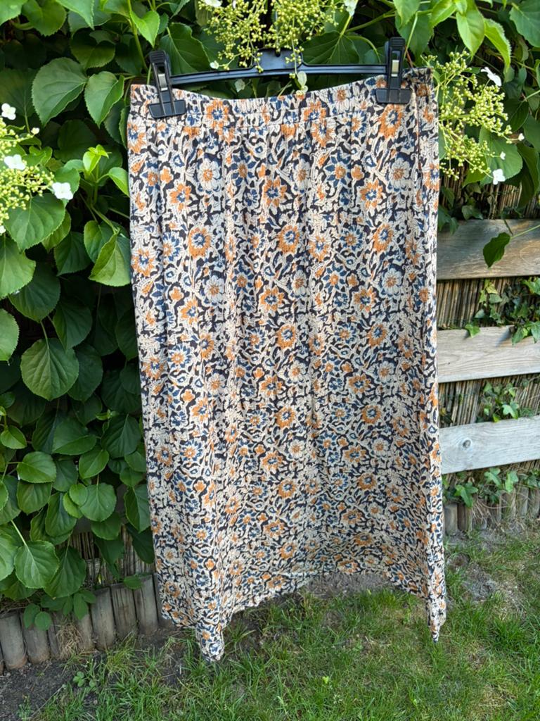 By bar rok met onder rok, Maat 38/40 (M), Overige kleuren, Ophalen of Verzenden, Gedragen