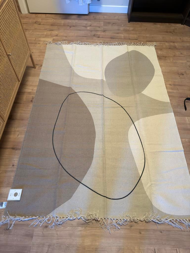 Nieuw H&M Home Vloerkleed 140x200cm - Ongebruikt, 100 tot 150 cm, Beige, Nieuw, Ophalen of Verzenden