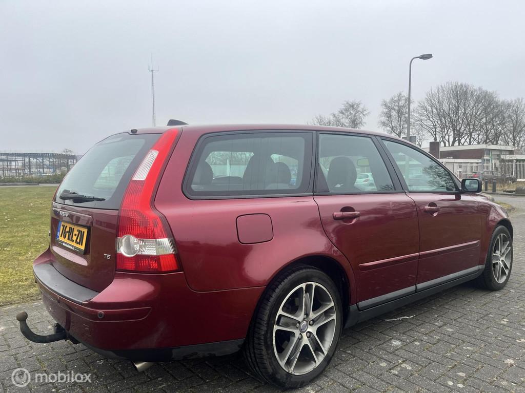 Volvo V50 2.5 T5 Summum Automaat / Airco / Leder / Cruise /, Auto's, Volvo, Gebruikt, 2521 cc, Onderhoudsboekje, 220 pk