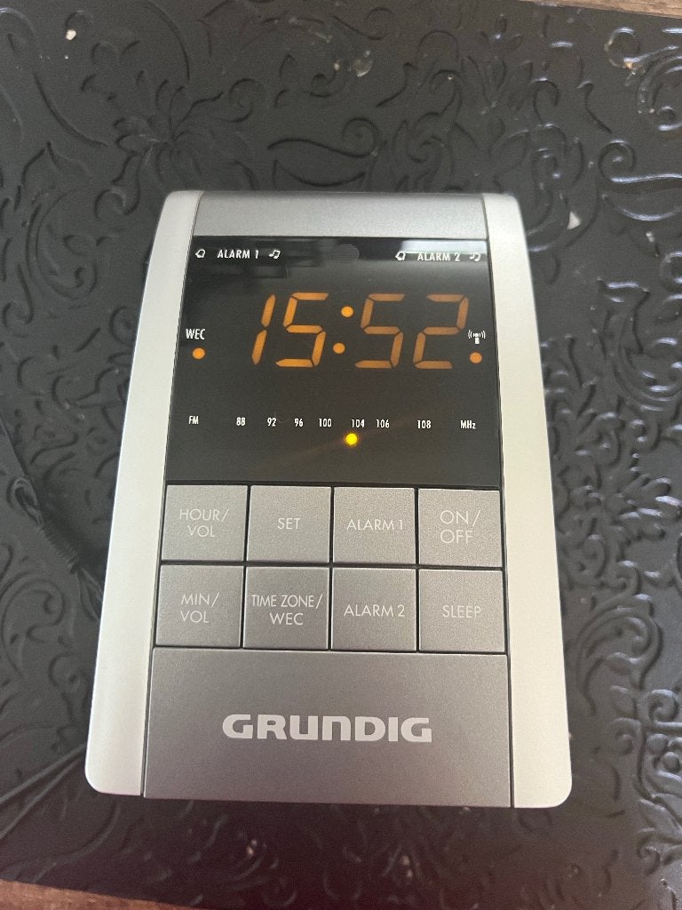 Grundig Sonoclock 760 Wekkerradio - Digitaal, Witgoed en Apparatuur, Wekkers, Ophalen of Verzenden, Gebruikt, Digitaal