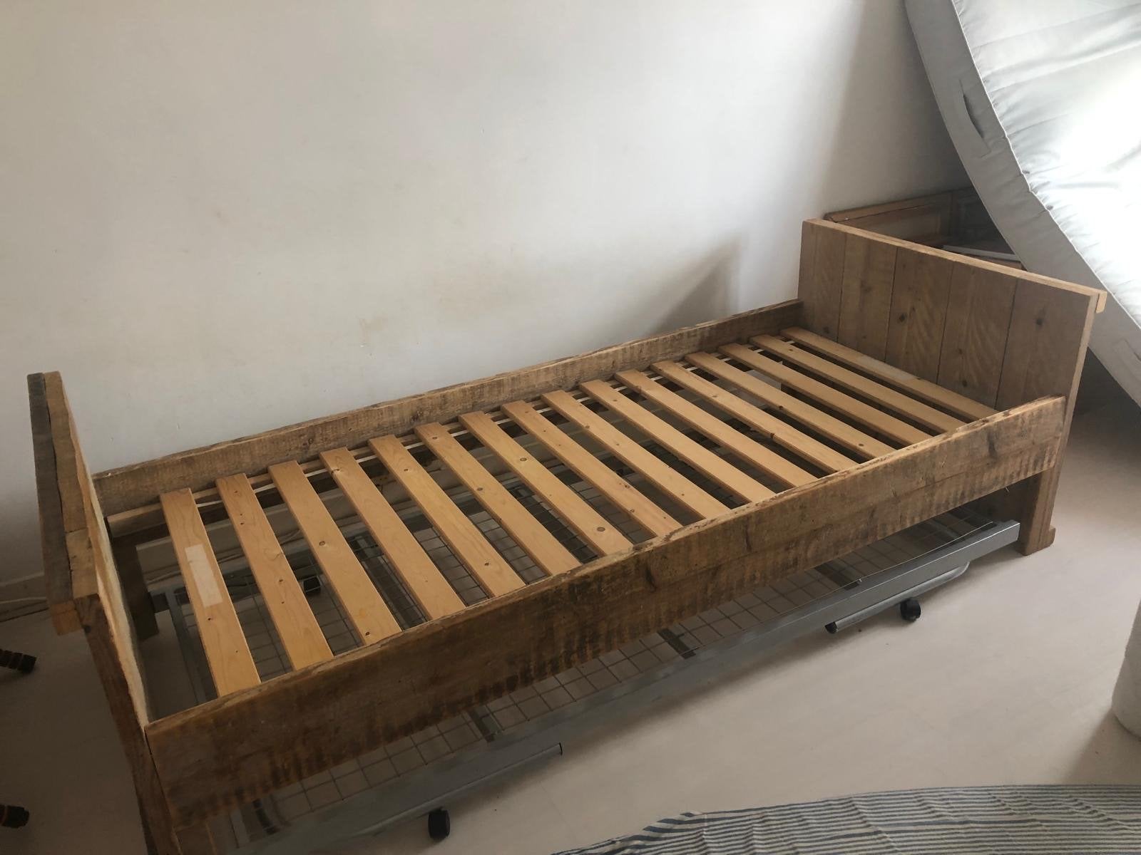 Steigerhouten bed 210 x 90, Ophalen, Gebruikt, 90 cm, Eenpersoons