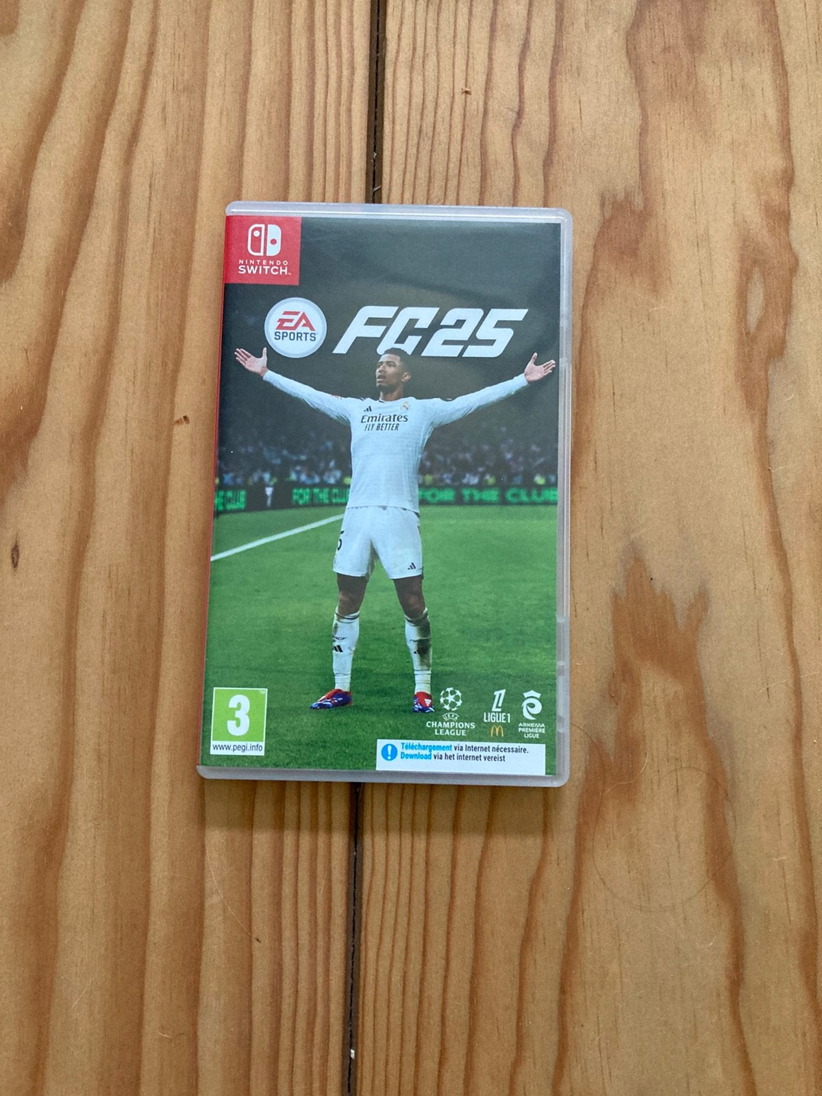 Fc 25 nintendo switch, Ophalen of Verzenden, Zo goed als nieuw, Sport, 3 spelers of meer