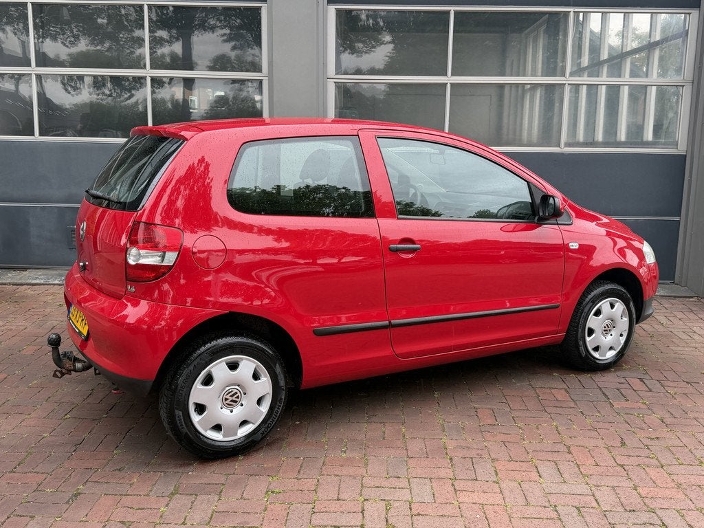Volkswagen Fox 1.4 Trendline Bj 2007 Leuk beginners auto APK, Auto's, Voorwielaandrijving, 4 stoelen, Origineel Nederlands, Bedrijf