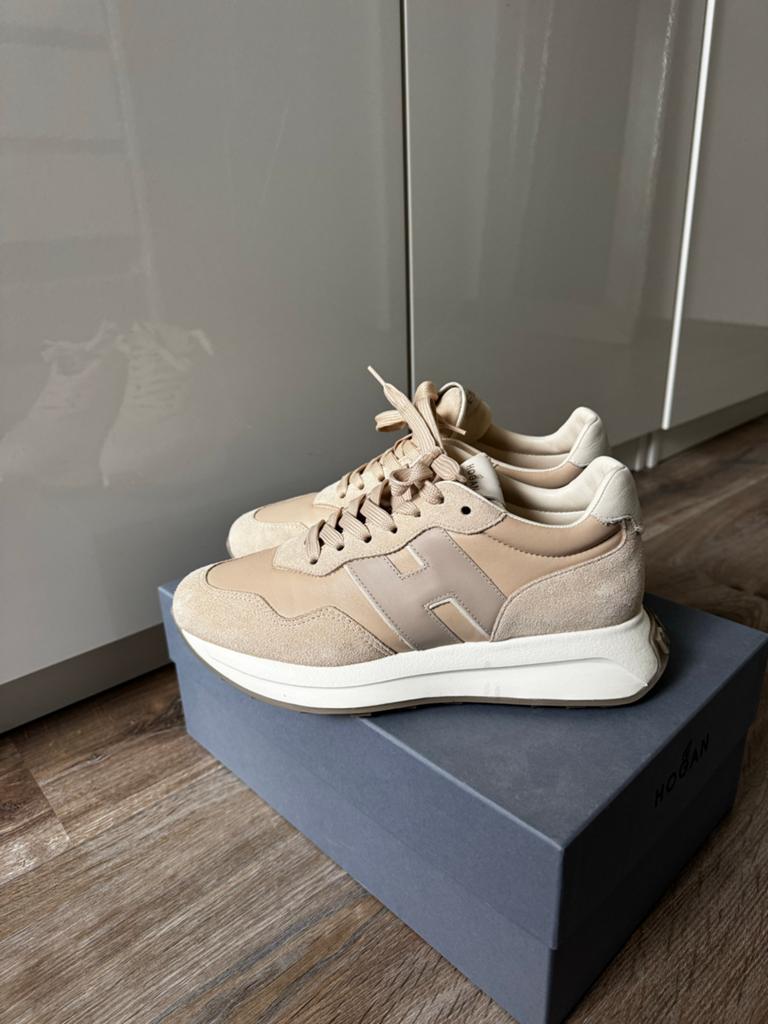 Hogan H641 Dames Sneakers Maat 39 - Zo goed als nieuw, Verzenden, Beige, Sneakers of Gympen, Zo goed als nieuw