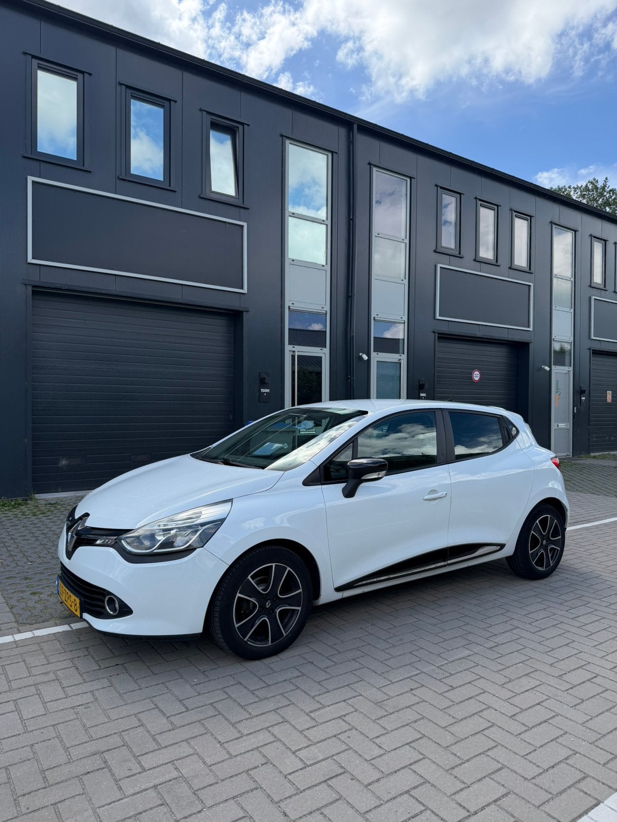 Renault Clio Energy TCe 90pk S&S Eco2 5deurs VERKOCHT, Auto's, Voorwielaandrijving, 898 cc, 40 €/maand, 540 kg